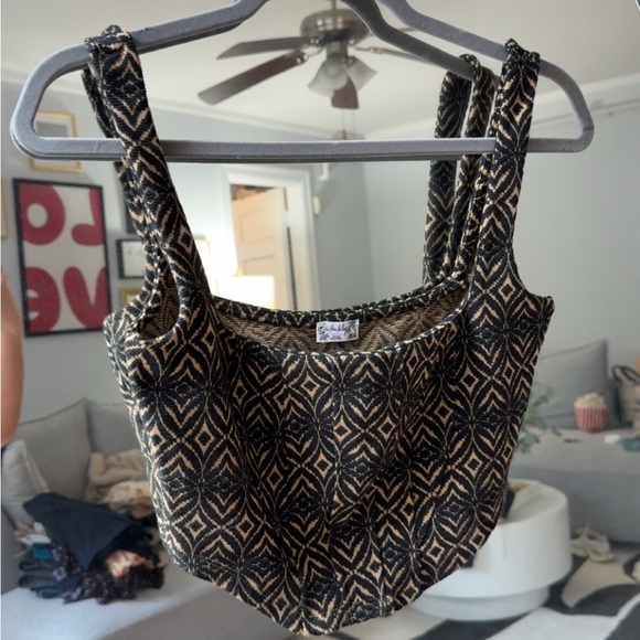 Free People Tops - Free people Geometric Patterned Crop Top
